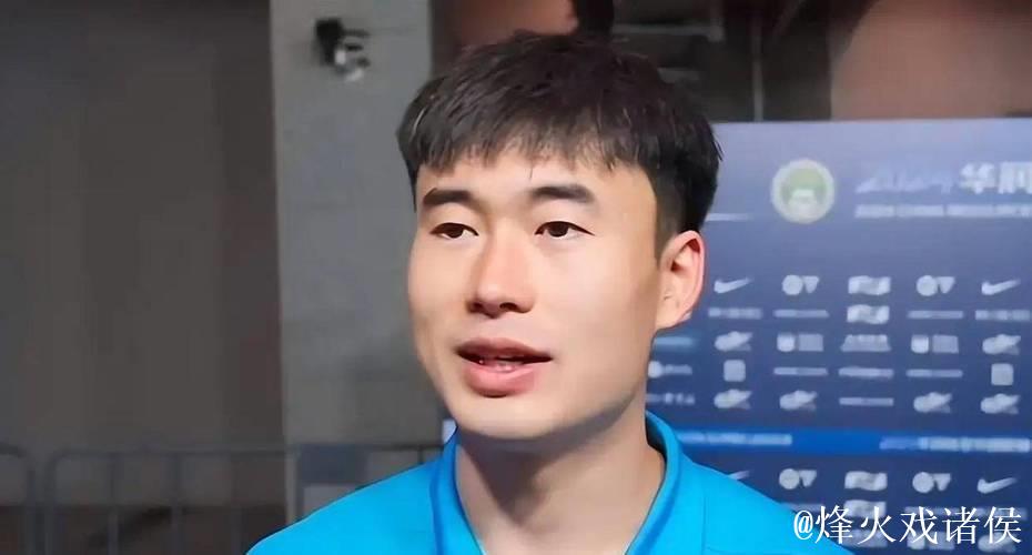 邓涵文与黄紫昌首次携手徐新,共同征战同一家中超球队,未来可期 邓涵文与黄紫昌首次携手徐新,共同征战同一家中超球队,未来可期